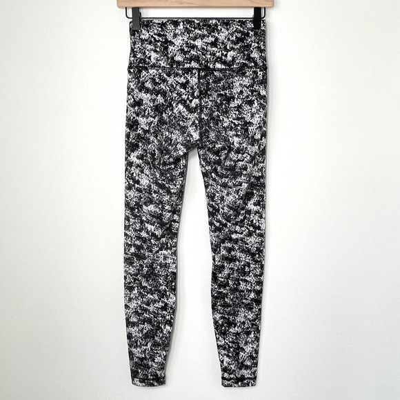 Lululemon | Wunder Under High Rise Tight 28" Leggings Misted Jacquard Black | 6 - Picture 6 of 6